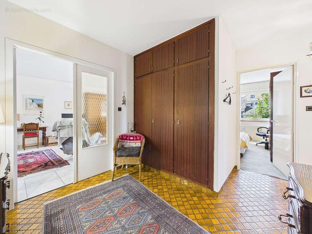 4p 94m² Avec Balcon Ouest et garage - photo 16