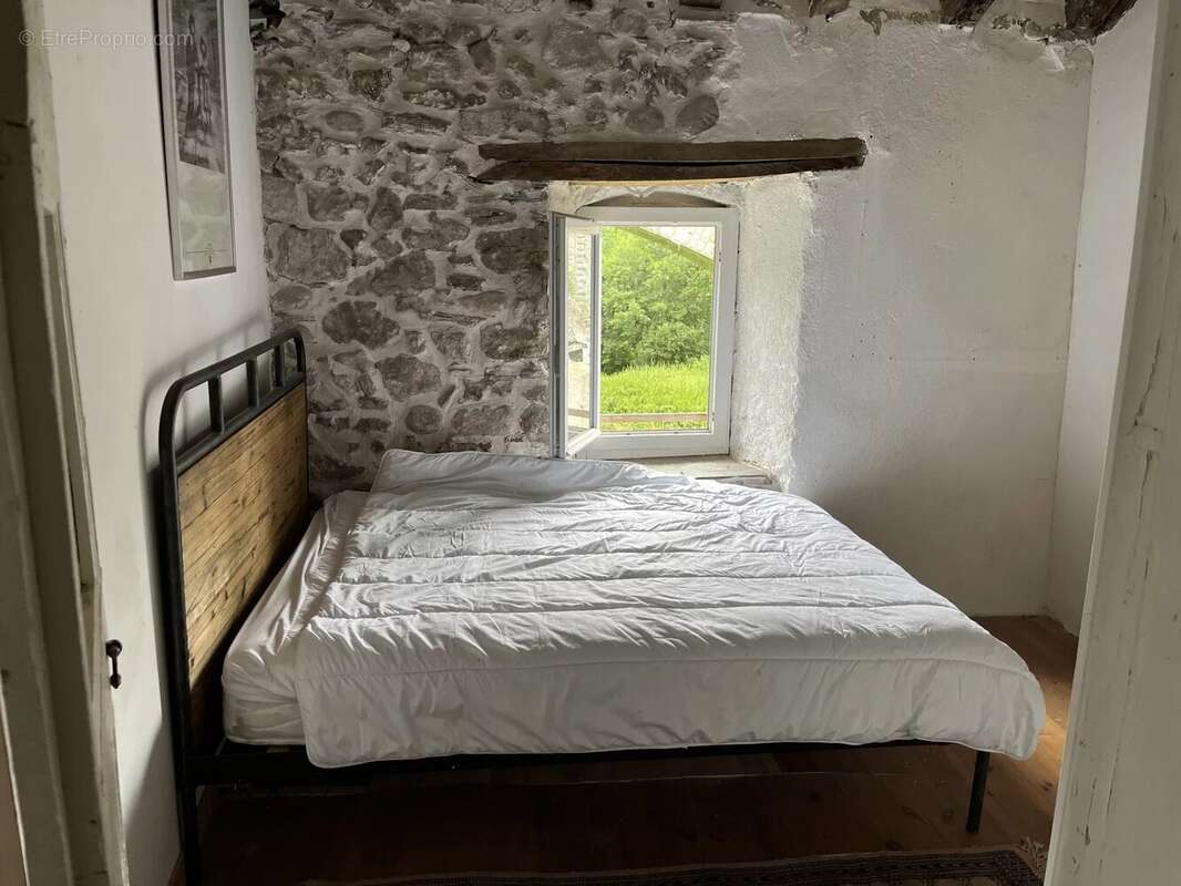 Maison à LA SALVETAT-SUR-AGOUT