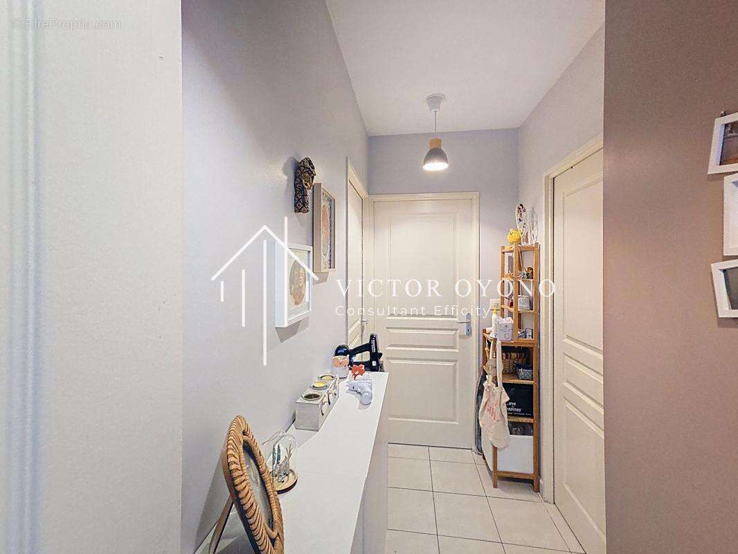 Appartement à LA RICHE