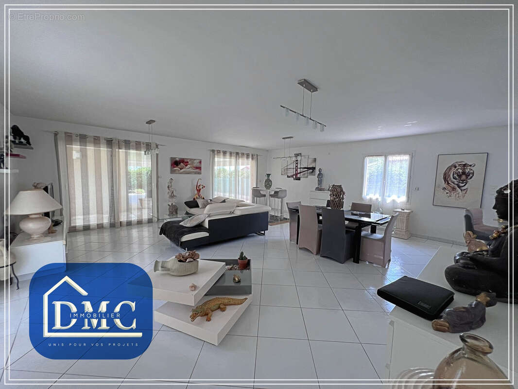 Belle maison familiale de 186 m2 avec piscine, studios indépendants et grand terrain paysagé - photo 2
