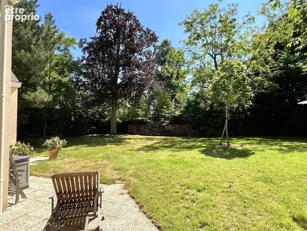Maison 250 m² à Le Vesinet  - photo 3