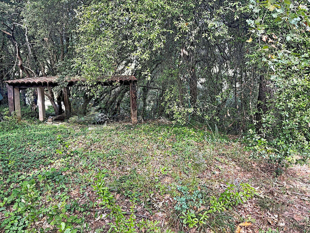 Maison à SPERACEDES