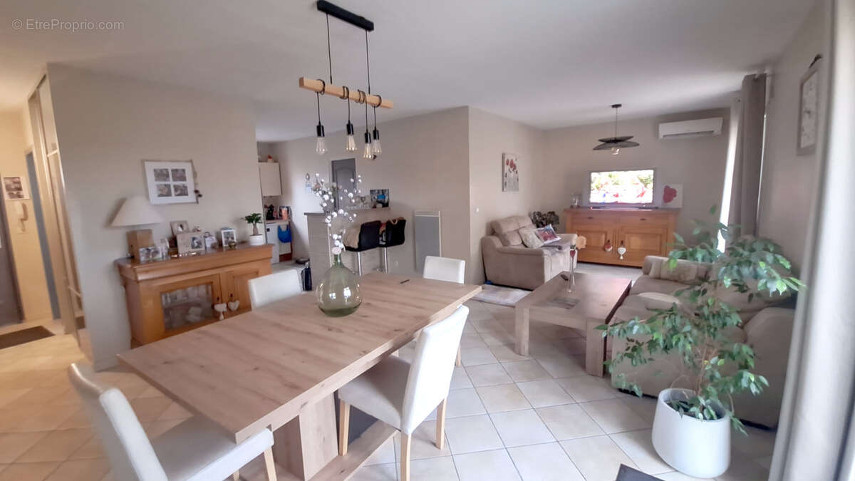 Maison à CONILHAC-CORBIERES