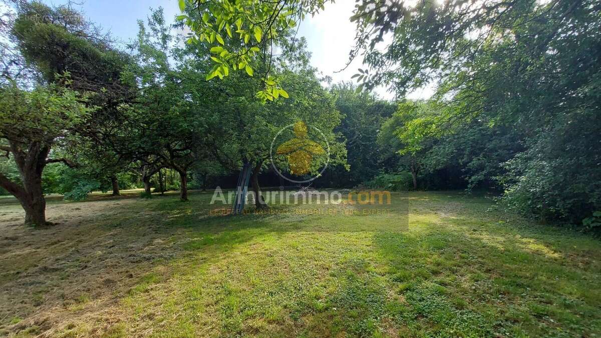 Terrain à PRESLES-EN-BRIE