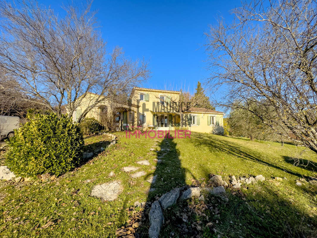 Maison à MORMOIRON