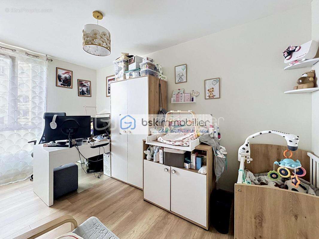 Appartement à CORBEIL-ESSONNES