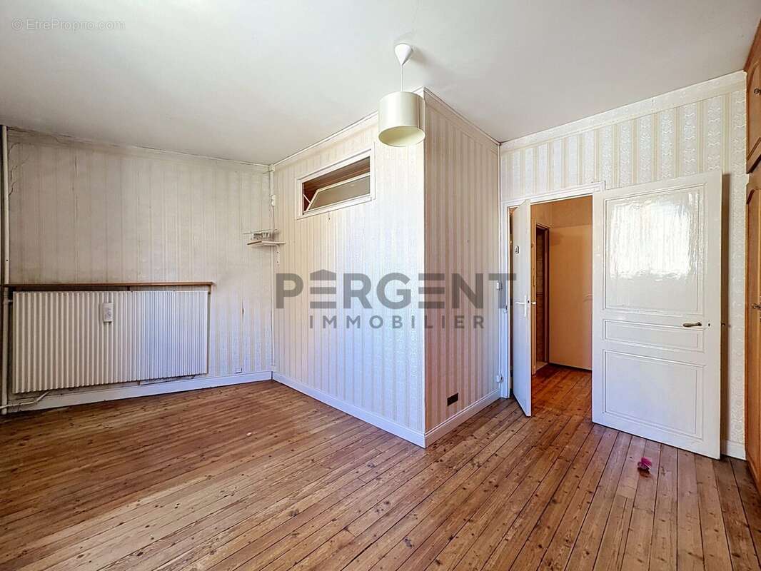 Maison 91 m² à Charleville-Mezieres  - photo 6