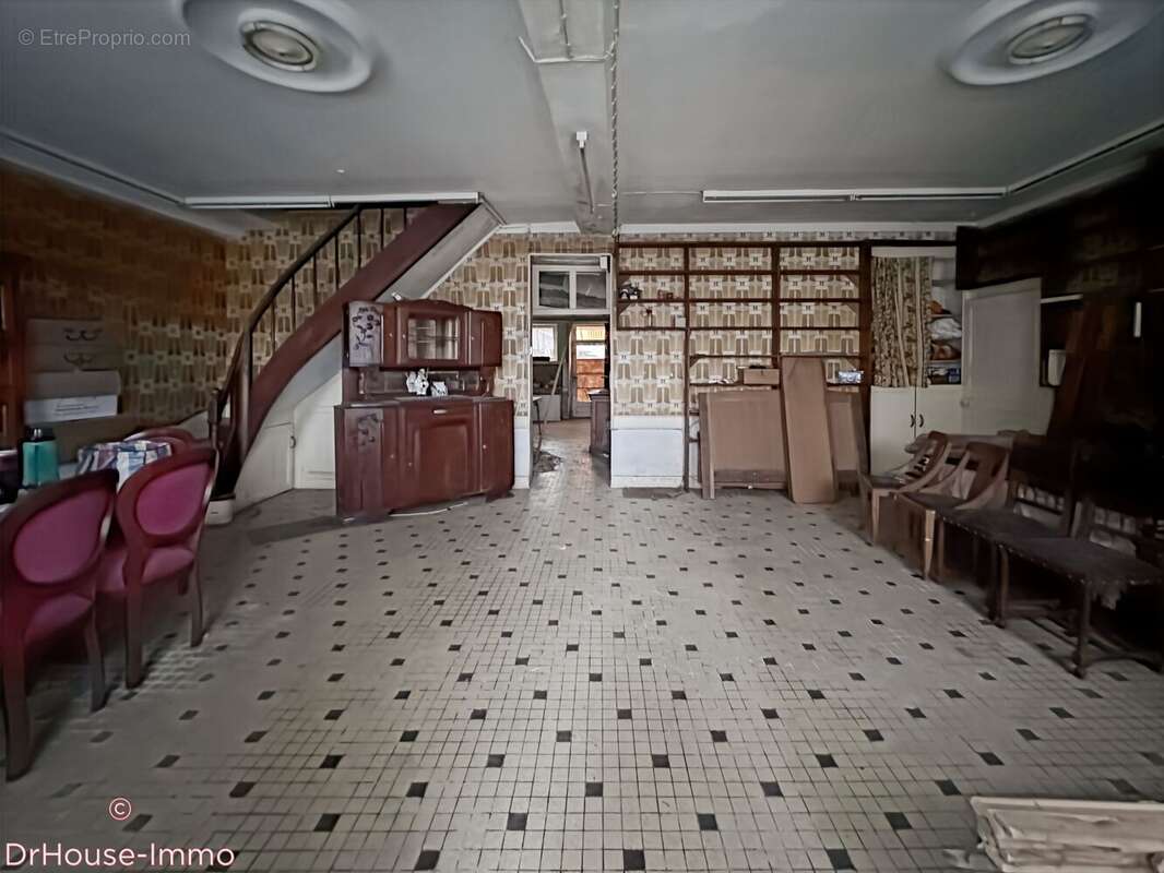 Maison 155 m² à Nogent-Le-Bernard  - photo 23