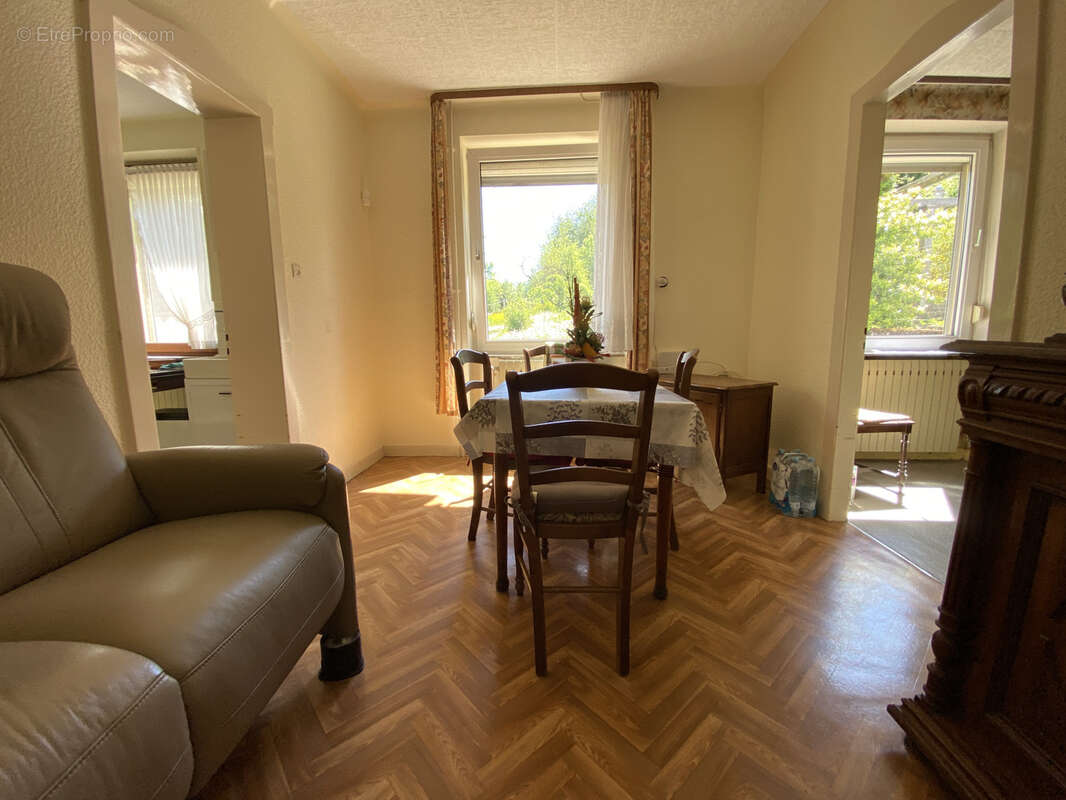 Maison familiale avec jardin à Sarreguemines - photo 8