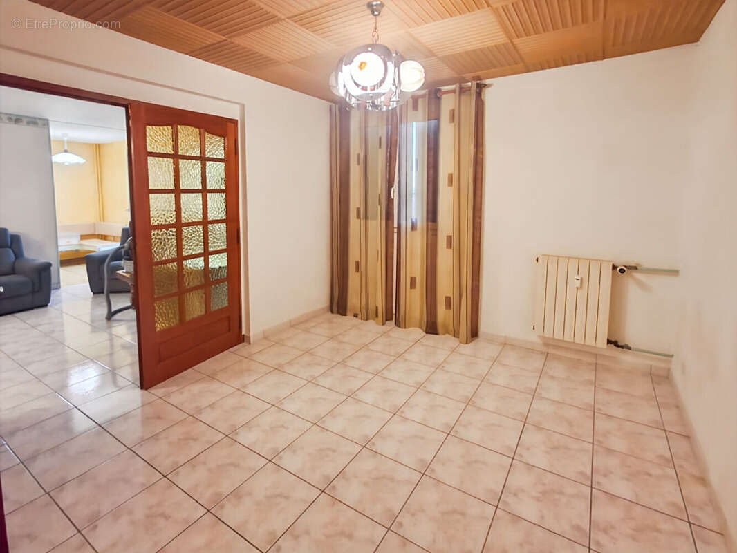 Appartement à VITROLLES