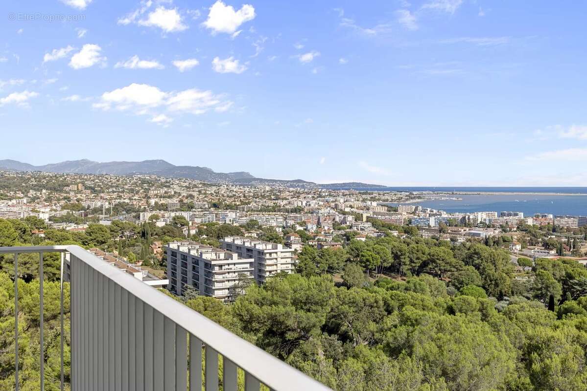 Appartement à CAGNES-SUR-MER