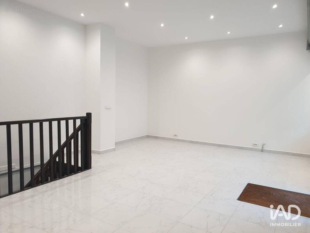 Photo 1 - Commerce à FONTENAY-AUX-ROSES