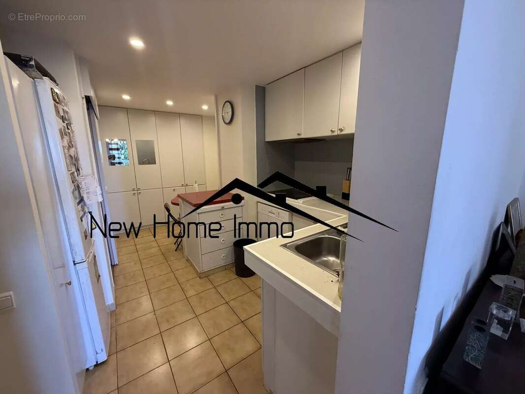 Appartement à MARSEILLE-8E