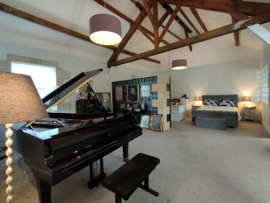 Maison à GENSAC