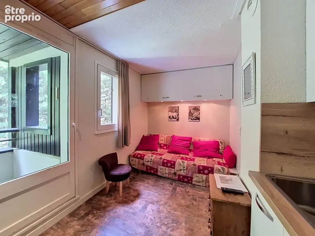 Appartement Les Menuires 3 pièce(s) 23.37 m2 + 9,73m² - photo 2
