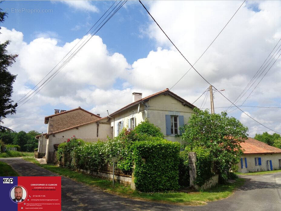 Maison à AUBETERRE-SUR-DRONNE