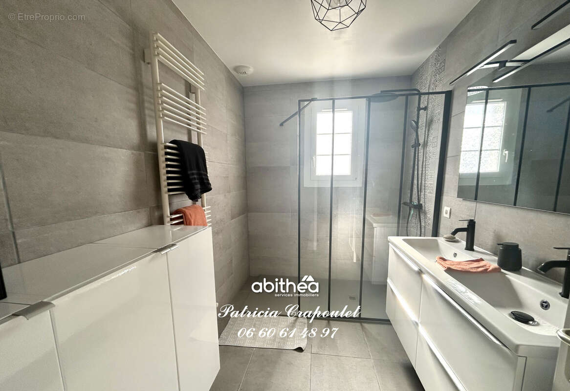 Vars, Maison rénovée de 140 m2 avec sous sol aménagé - 5 chambres - photo 8