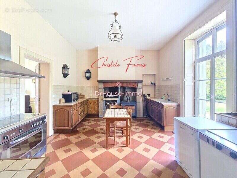 Maison à LOUVIGNE-DU-DESERT