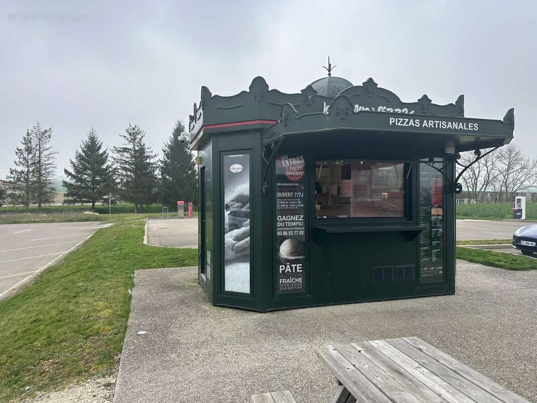 Autre à LIGNY-LE-CHATEL