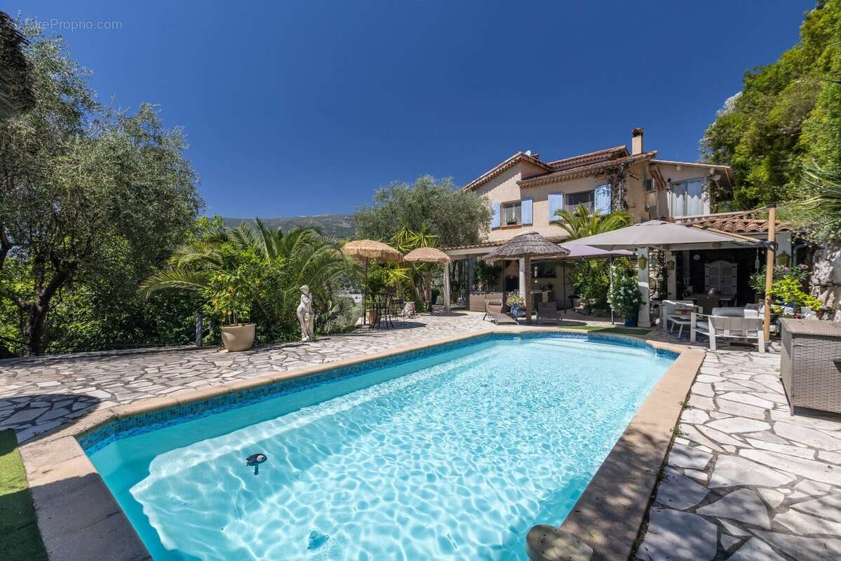Maison 202 m² à Nice  - photo 2