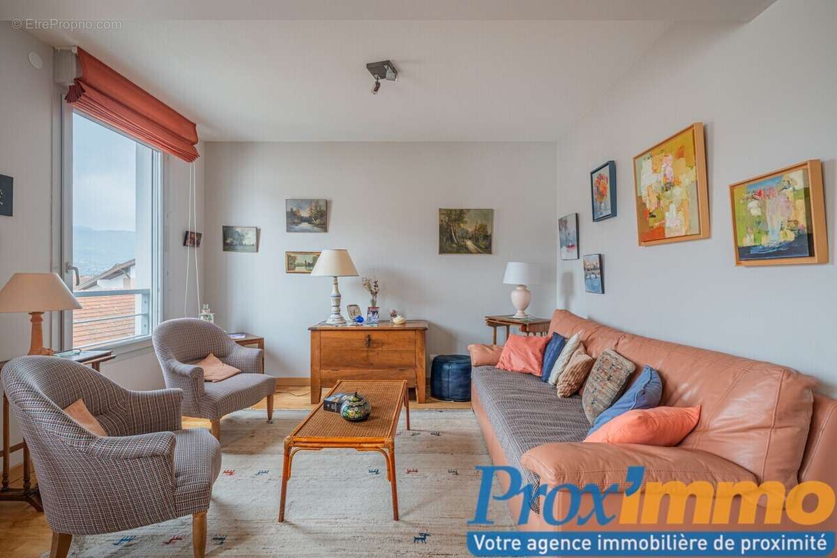 Appartement à VOIRON