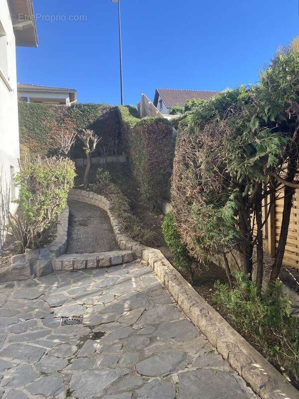 Appartement à SAINT-HEAND