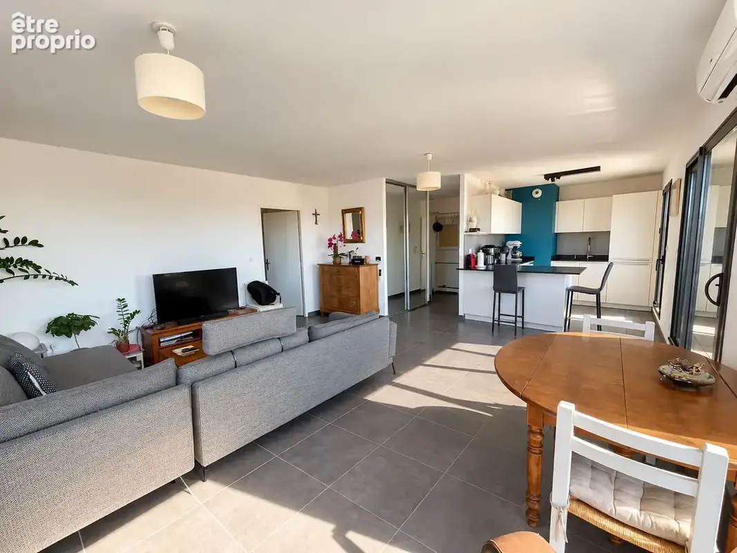 Exclusivité   dernier étage   4 pièces de 93 m2   terrasse 53 m2   garage et parking - photo 3