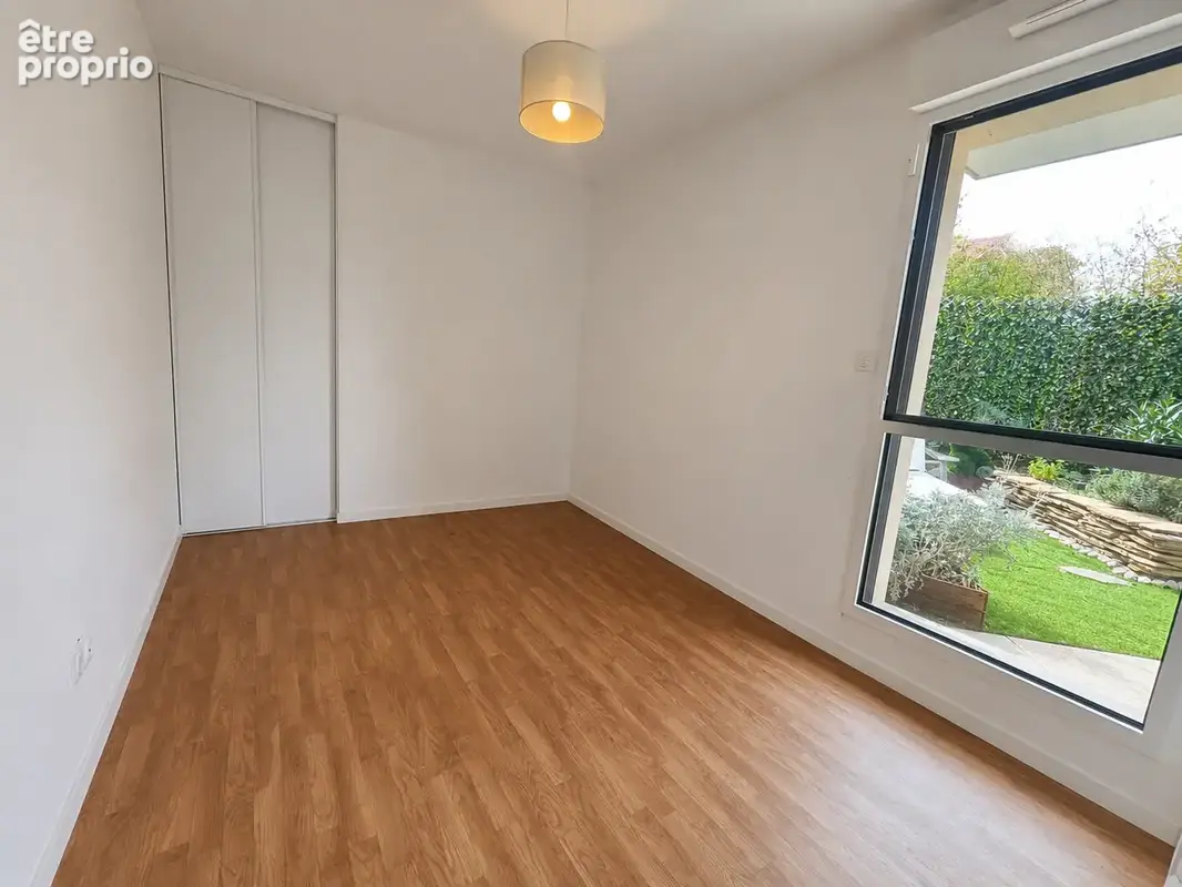 Appartement RDC neuf 2 chambres - JARDIN PRIVATIF - photo 3