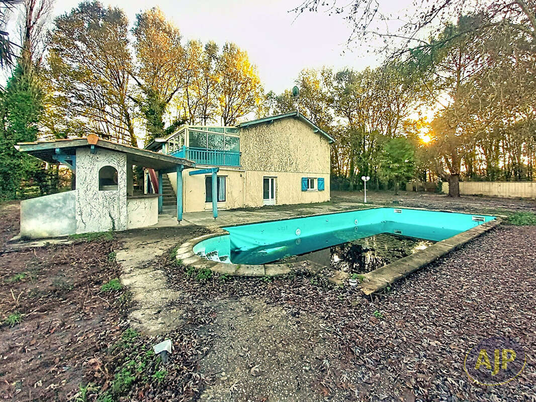 Maison à LESPARRE-MEDOC