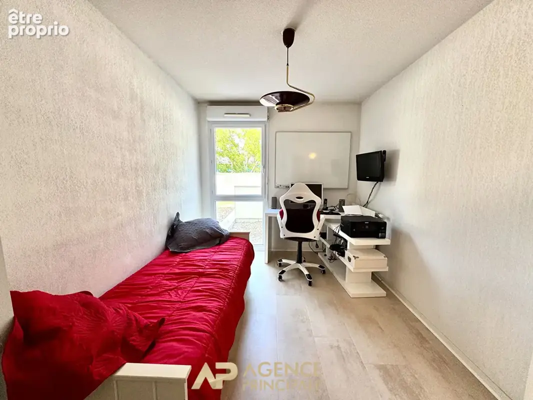 Appartement - Type 3 - 68 m2 - La Rochelle - Secteur les Minimes (Lac de la Sole) - photo 12