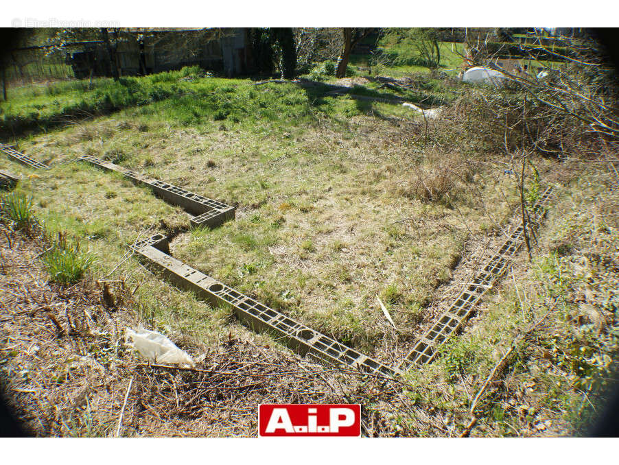 Terrain à ANTIGNY