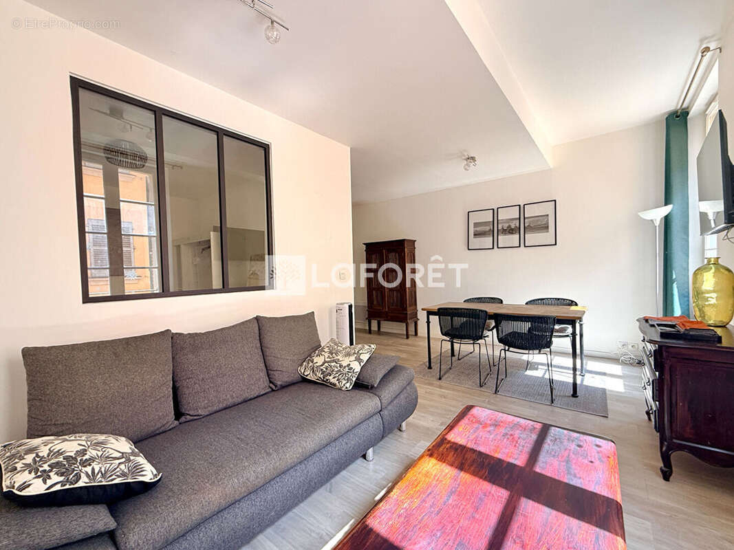 Appartement Toulon 2 pièce(s) 48 m2 - photo 2