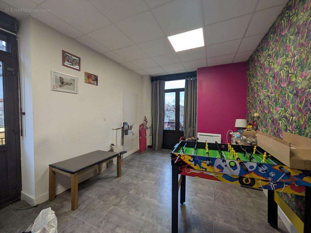 Maison à LE MALZIEU-VILLE