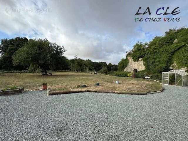 Maison à COULONGES-SUR-L&#039;AUTIZE