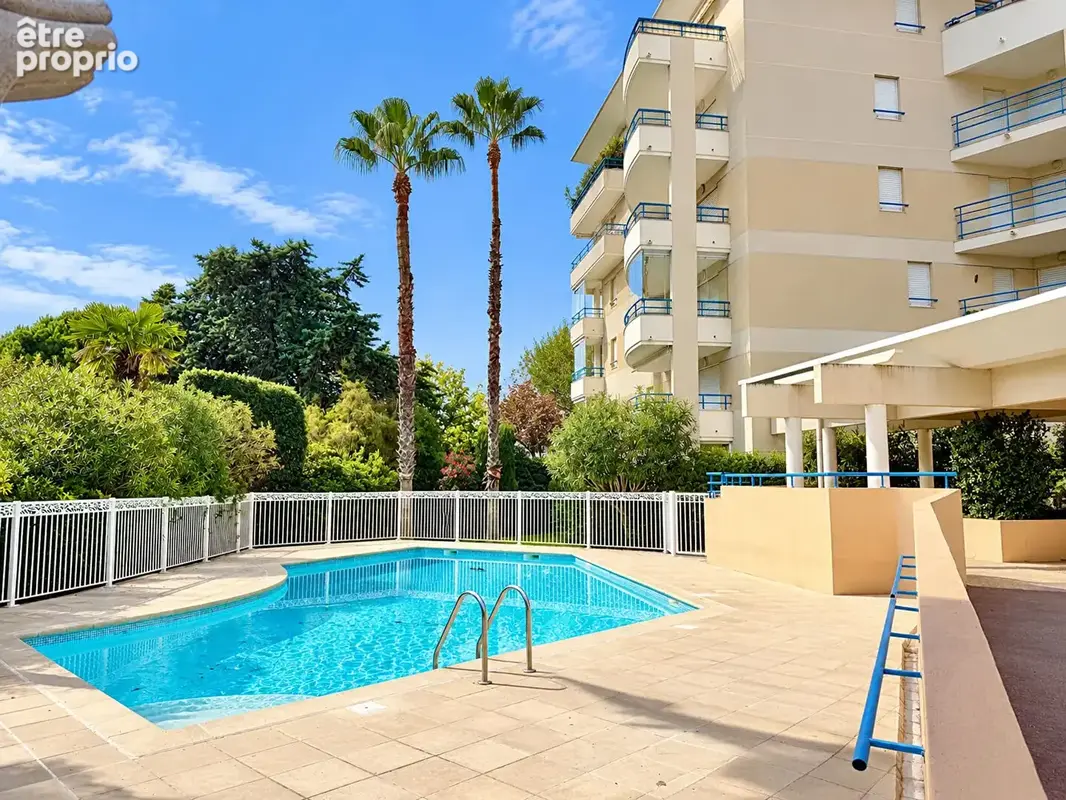 Fréjus Plage À pied des plages, piscine, terrasse et parking privatif - photo 2