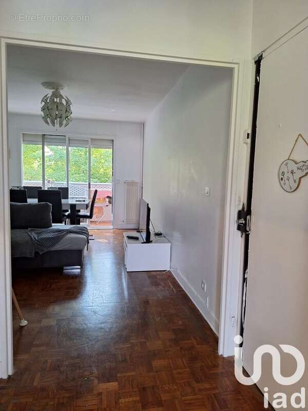 Photo 8 - Appartement à POISSY