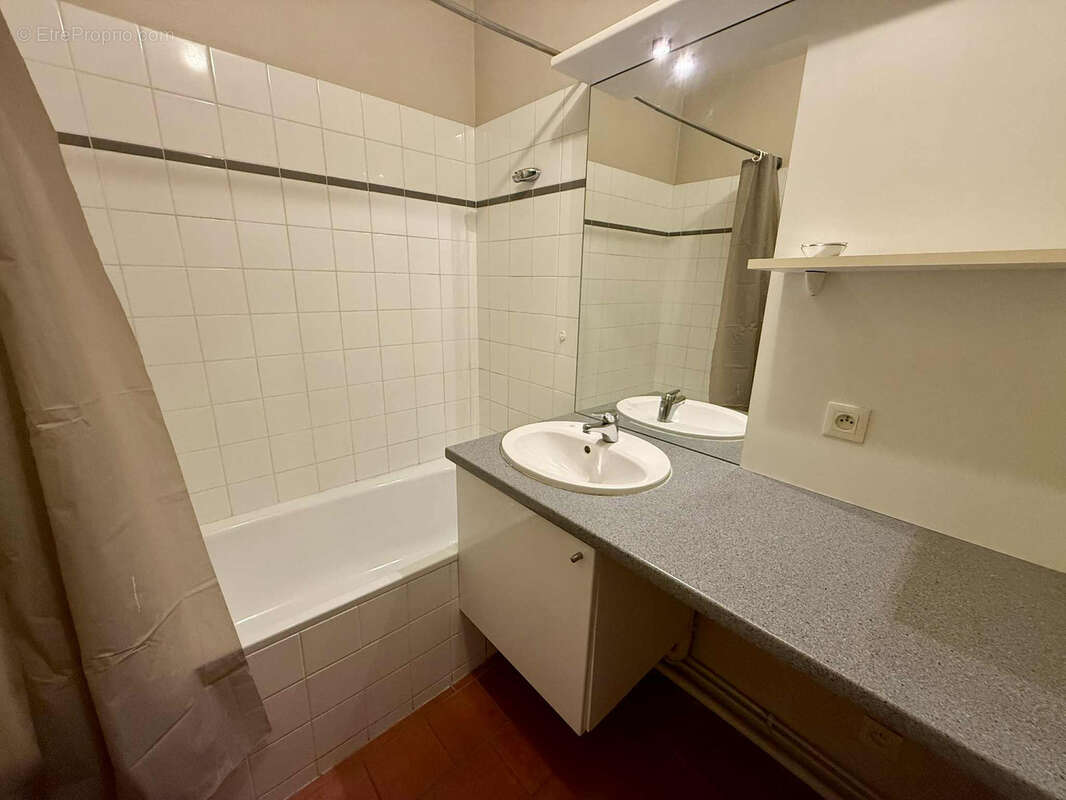 Appartement à CARCASSONNE