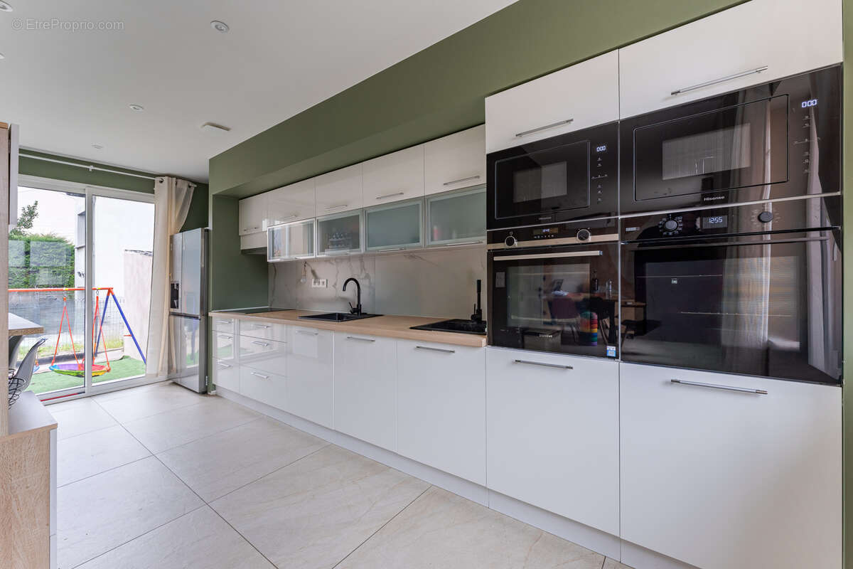 Maison à VILLEURBANNE