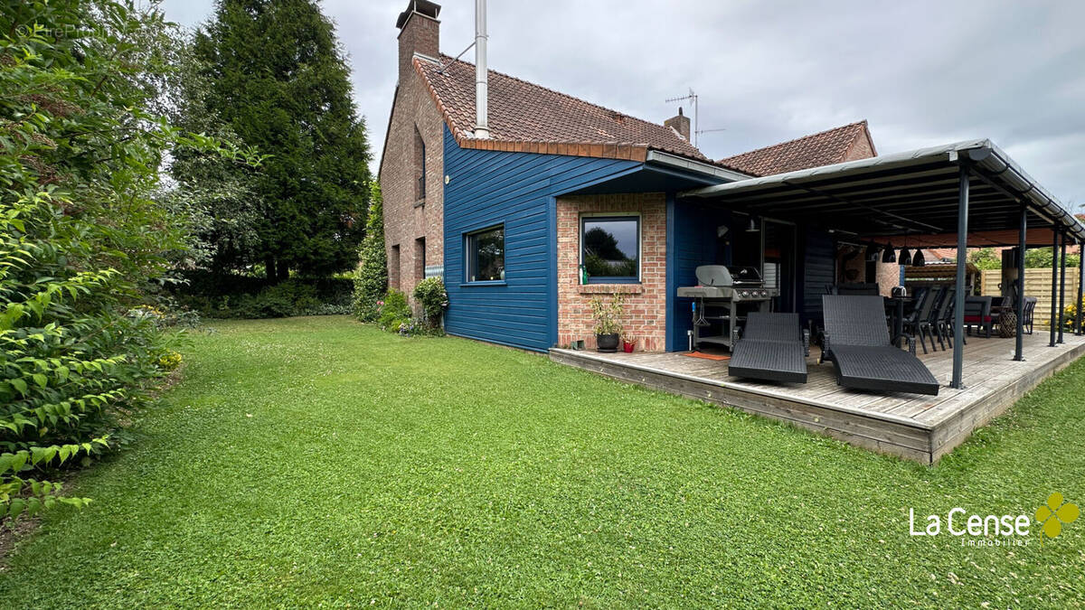 Maison à TRESSIN