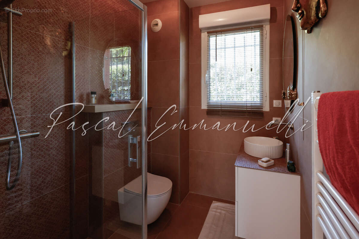 Appartement à MANDELIEU-LA-NAPOULE