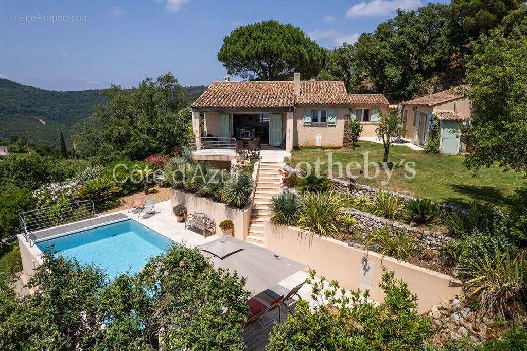 Maison à RAYOL-CANADEL-SUR-MER