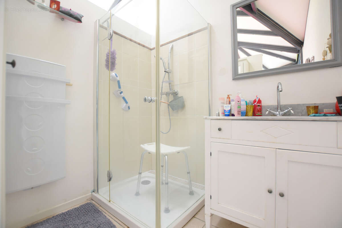 Maison à LES ESSARTS-LE-ROI