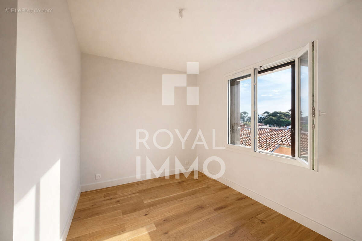 Appartement à SANARY-SUR-MER