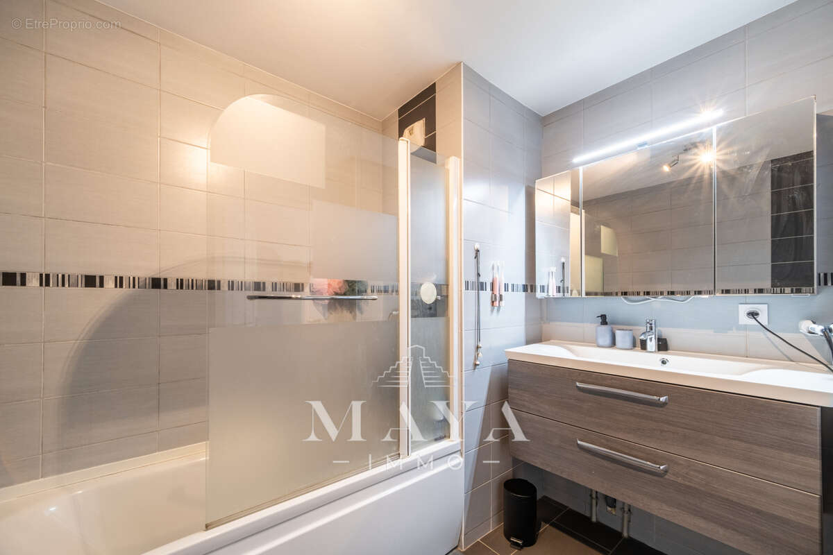 Illfurth, appartement de 74m2 avec un balcon et un garage double - photo 8