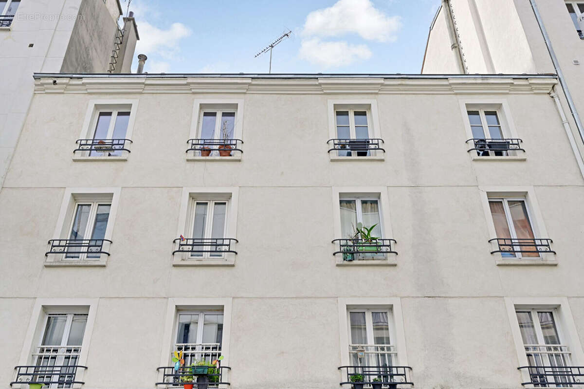 Appartement à PARIS-18E