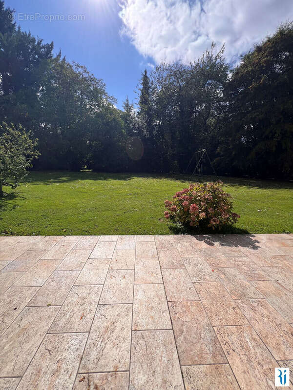 Maison à ISNEAUVILLE