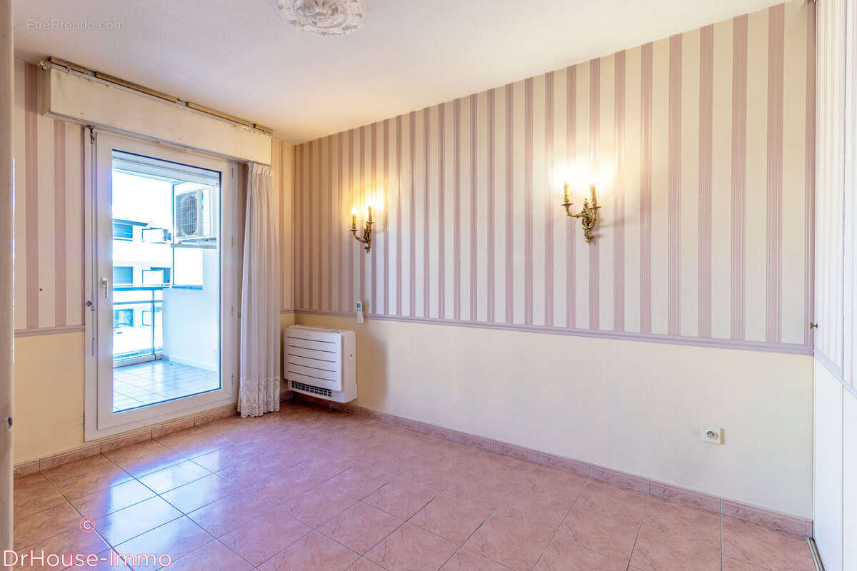 Appartement 3 pièces 62 m² à vendre à Cavalaire-Sur-Mer (83240) - photo 16