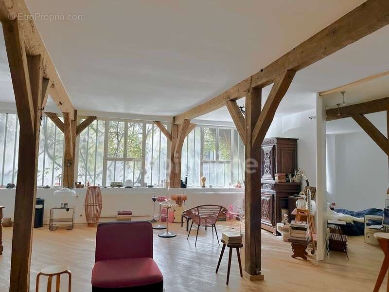Appartement à PARIS-11E