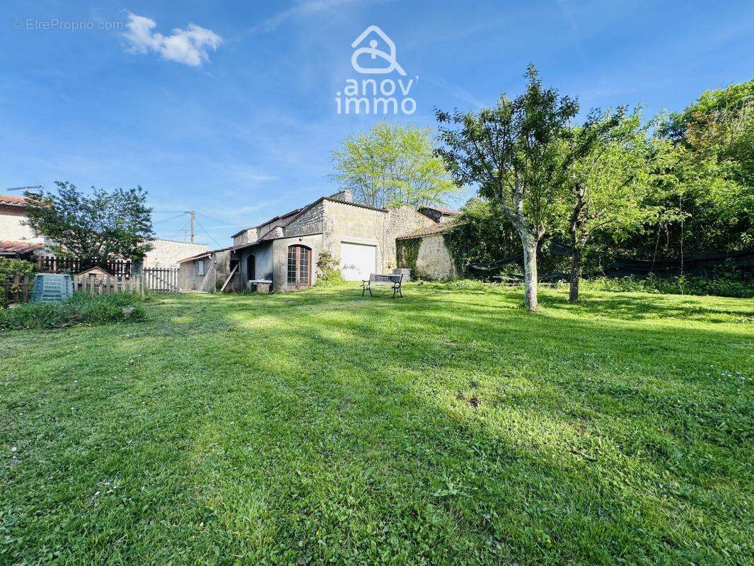Maison familiale 6 pièces 130 m2   Terrain 1 105 m2   Dépend - photo 18