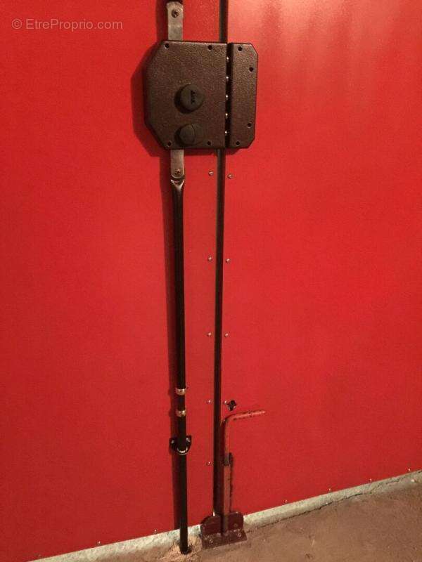 Parking à PARIS-15E